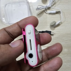 AR02 Mini MP3 Player With Display Pink