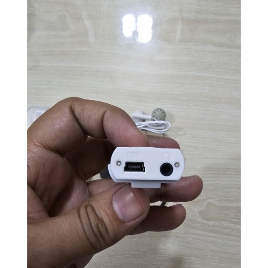 AR03 Mini MP3 Player With Display