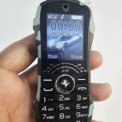 W2020 Car Phone Dual Sim Green