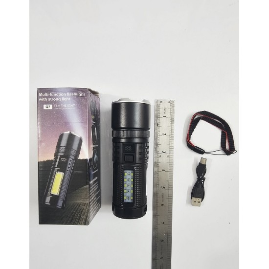 Q7 Multi-function Flashlight Metal Body LED Display COB Light