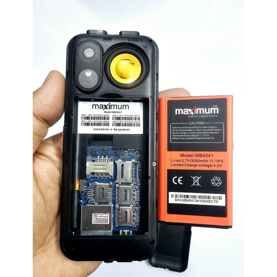 Maximum MB4041 Button Phone Four Sim Black