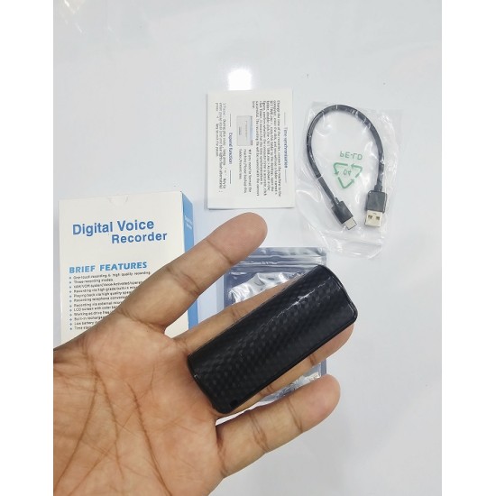 Q70 Professional Portable Digital Voice Recorder 8GB