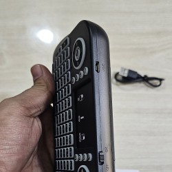 V8 Mini Wireless Keyboard Dual Mode Bluetooth And Wireless Rechargable