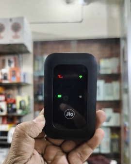 Jio MF800 4G Wifi Pocket Router 2100mAh Battery