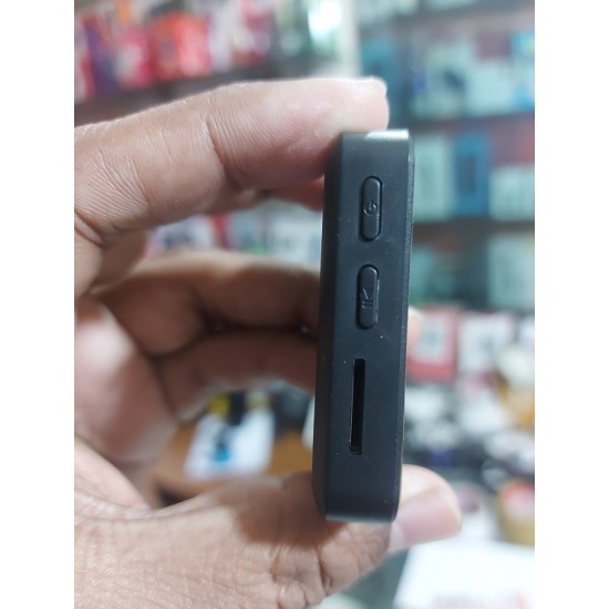 AR86 MP3 Mp4 Player 4GB Memory Loud Speaker FM