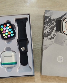 Watch 8 Ultra Smartwatch Wireless Charging With TWS Headphone - Silver