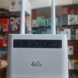 R102 LTE CPE 4G Wireless Router Single Sim 4000mAh Battery