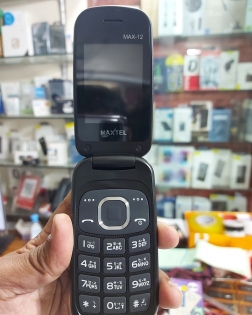Maxtel Max12 Folding Mobile Phone Dual Sim with warranty