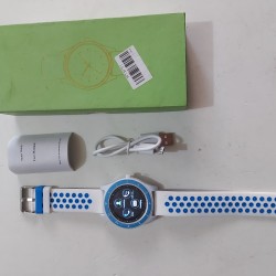 R10 Smart watch Full Touch Dispaly Call option And Camera